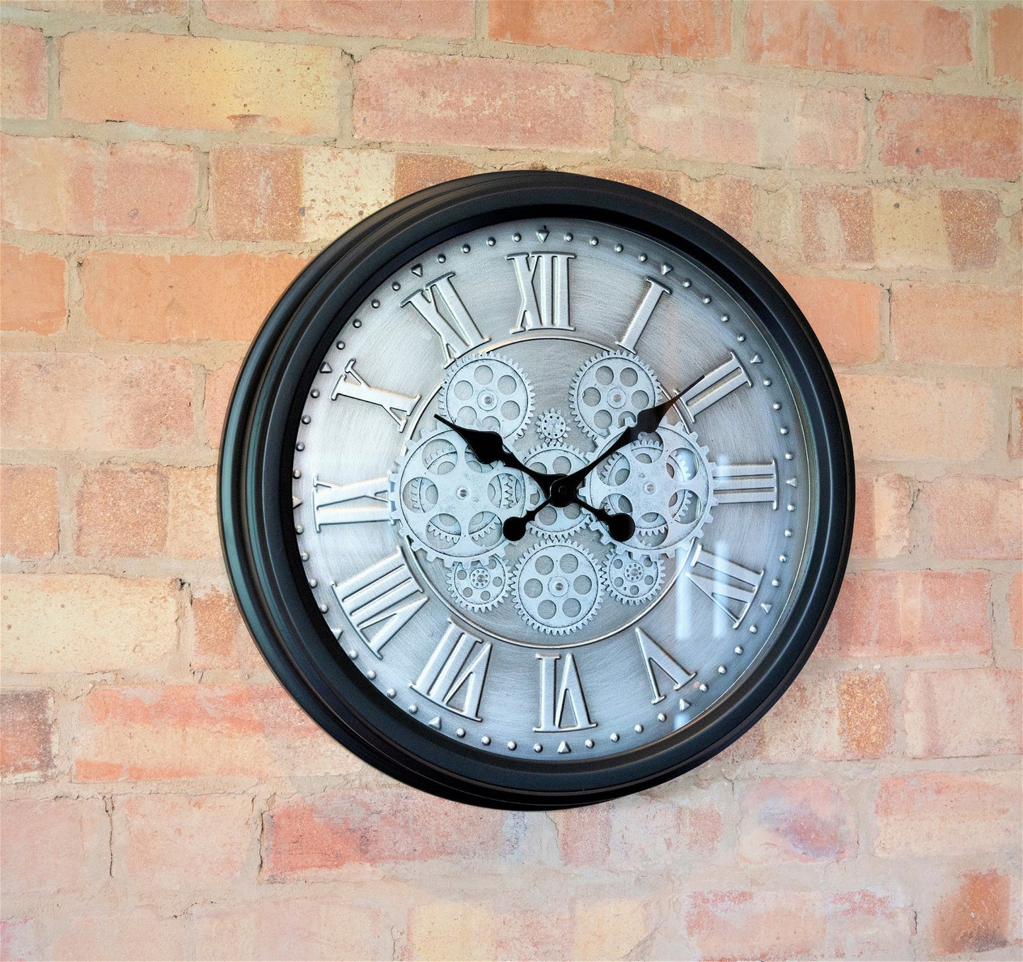 Moving Gear Clock with Roman Numerals - BerPar