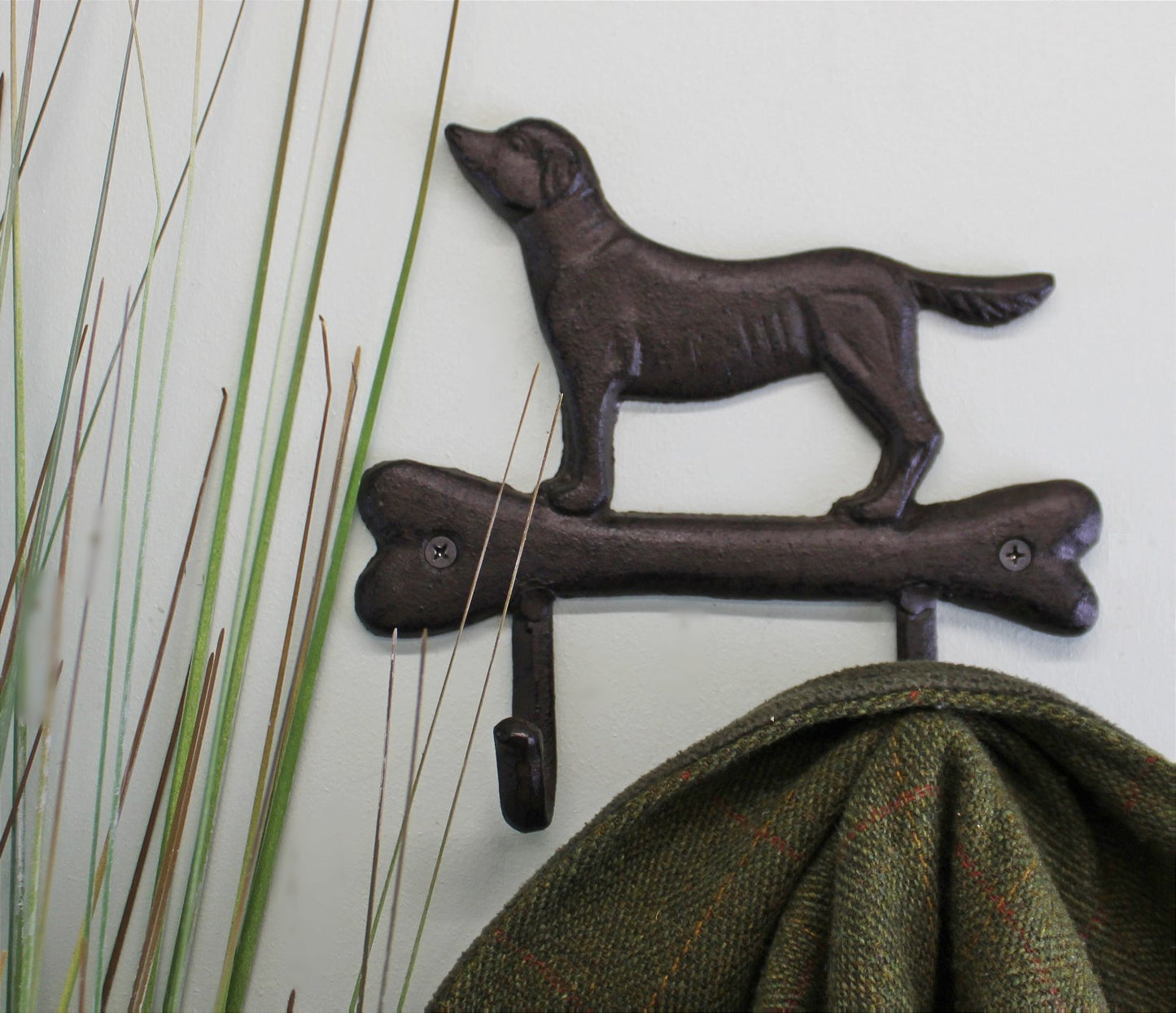 Rustic Cast Iron Wall Hooks, Gun Dog Design With 2 Hooks - BerPar