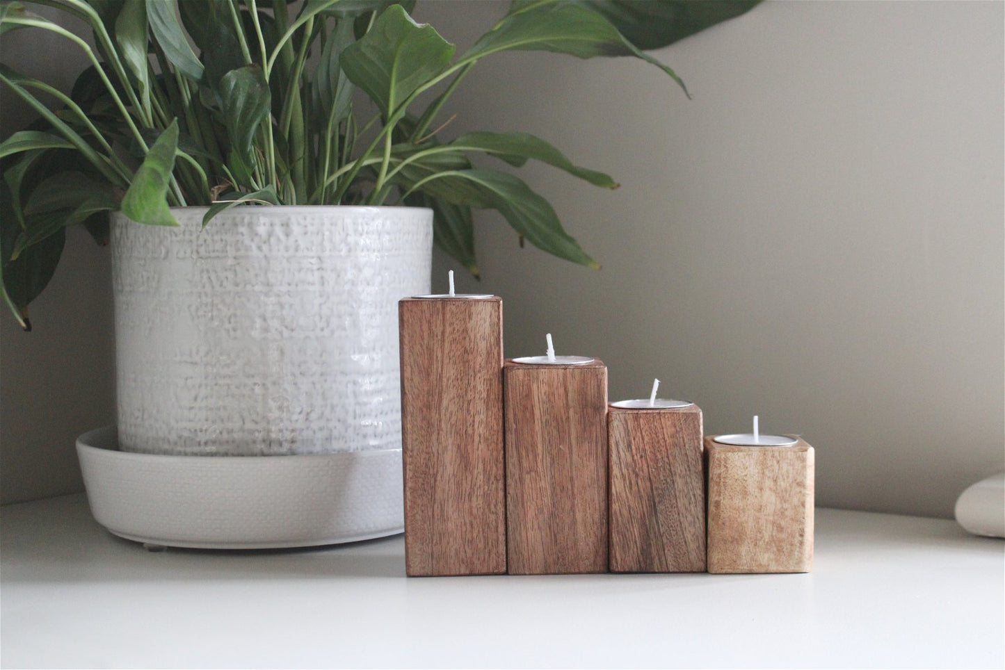 Set of Four Mango Wood Tealight Holders - BerPar
