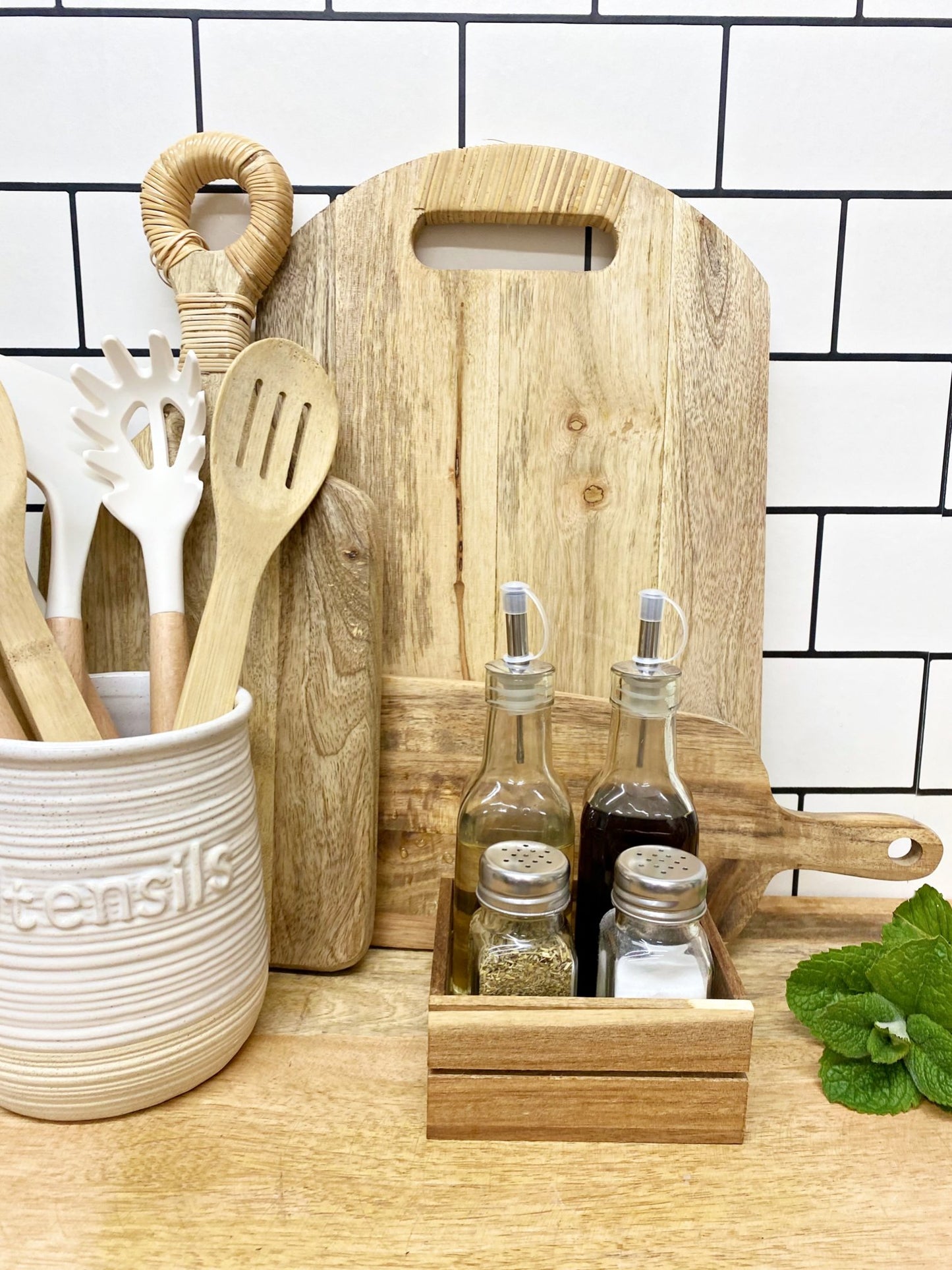 Four Piece Dinner Dressing Set - BerPar