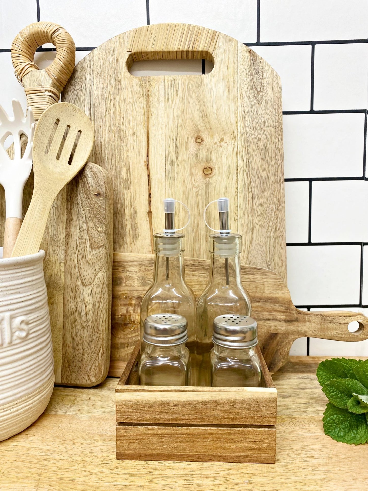 Four Piece Dinner Dressing Set - BerPar
