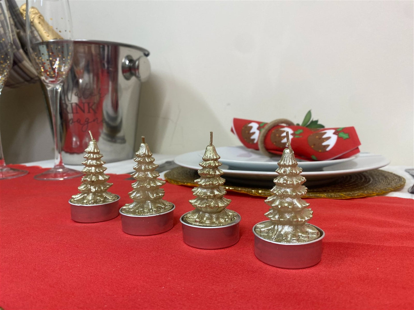 Set Of 4 Christmas Tree Candles 6cm - BerPar