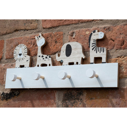 Baby Animal Hooks on Wooden Base - Cute and Functional Kids’ Room Wall Decor - BerPar