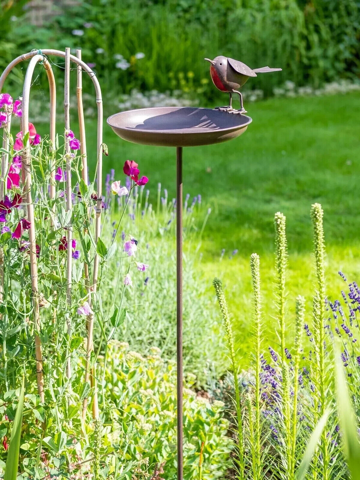 Bird Table with Robin Ornament - Decorative Garden Feature for Birds & Outdoor Charm - BerPar