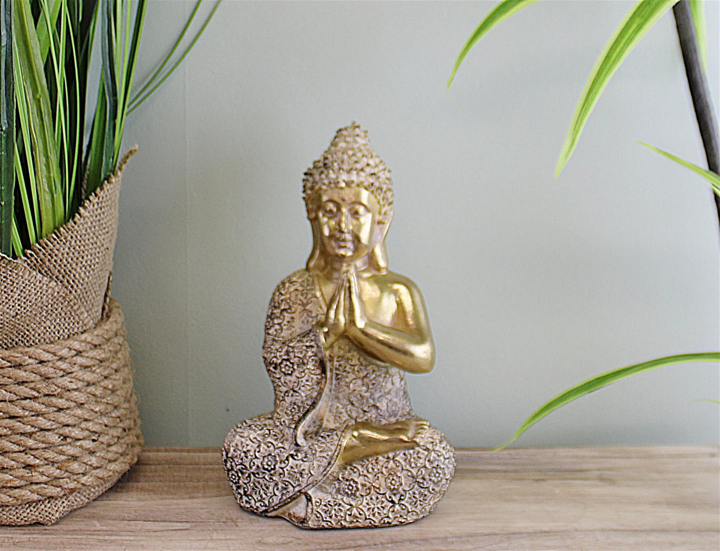 Gold Sitting Buddha Ornament, Praying, 19cm