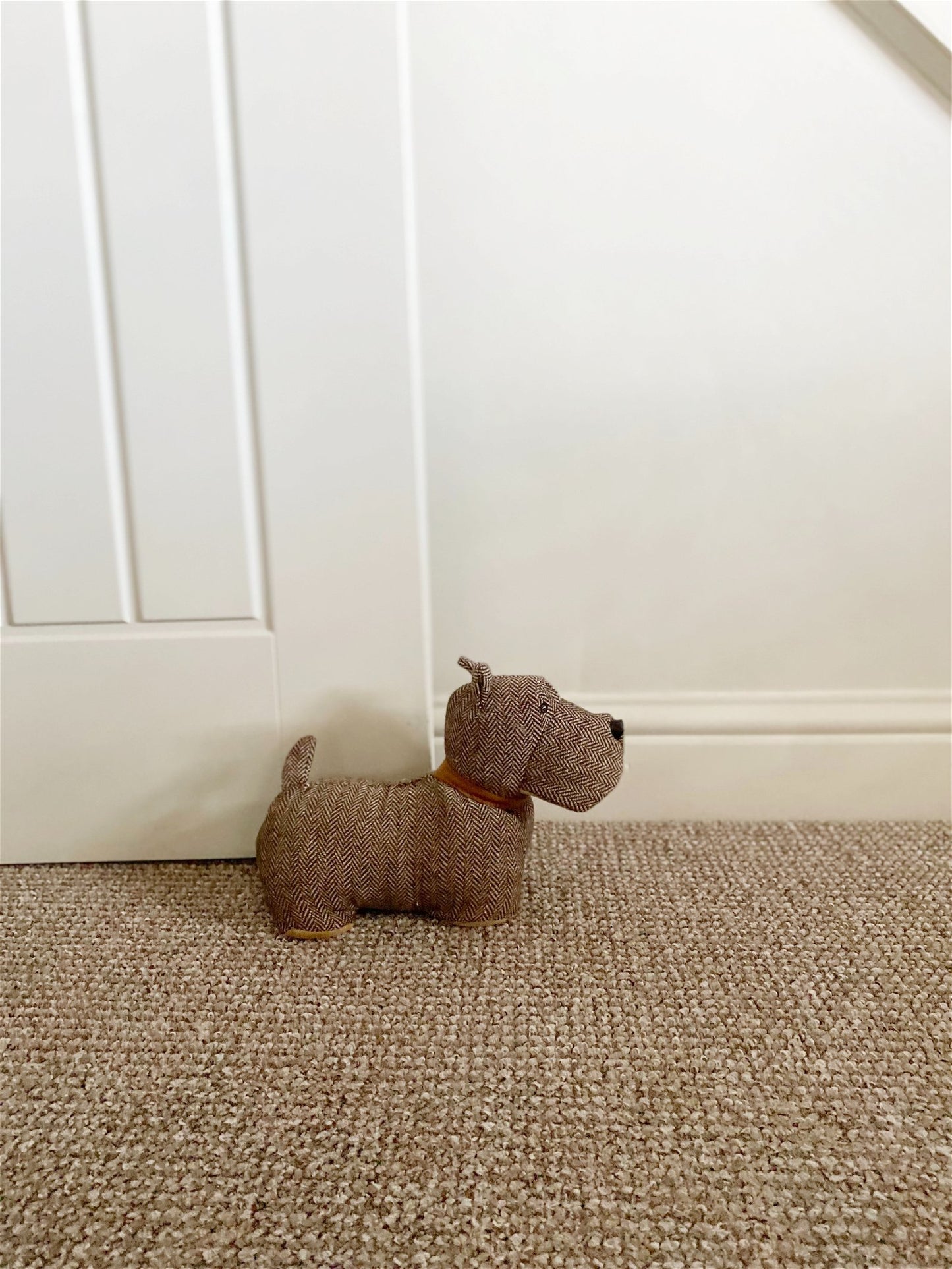 Scottish Terrier Doorstop Brown